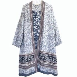 Anthropologie Blue and Gray Patterned Kimono
/ Duster